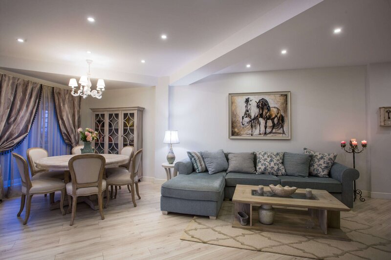 Ghencea, New Residence, inchiriere penthouse 4 camere, 2 locuri de parcare.